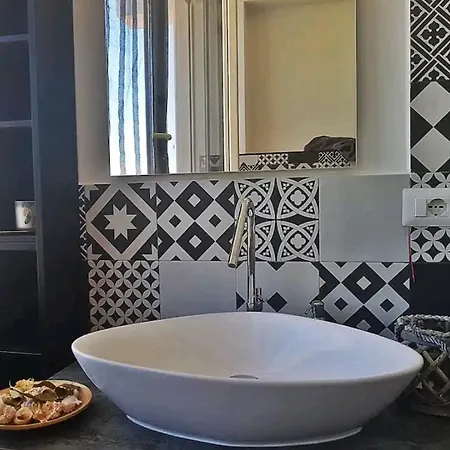 Camera Con Bagno * Pomezia